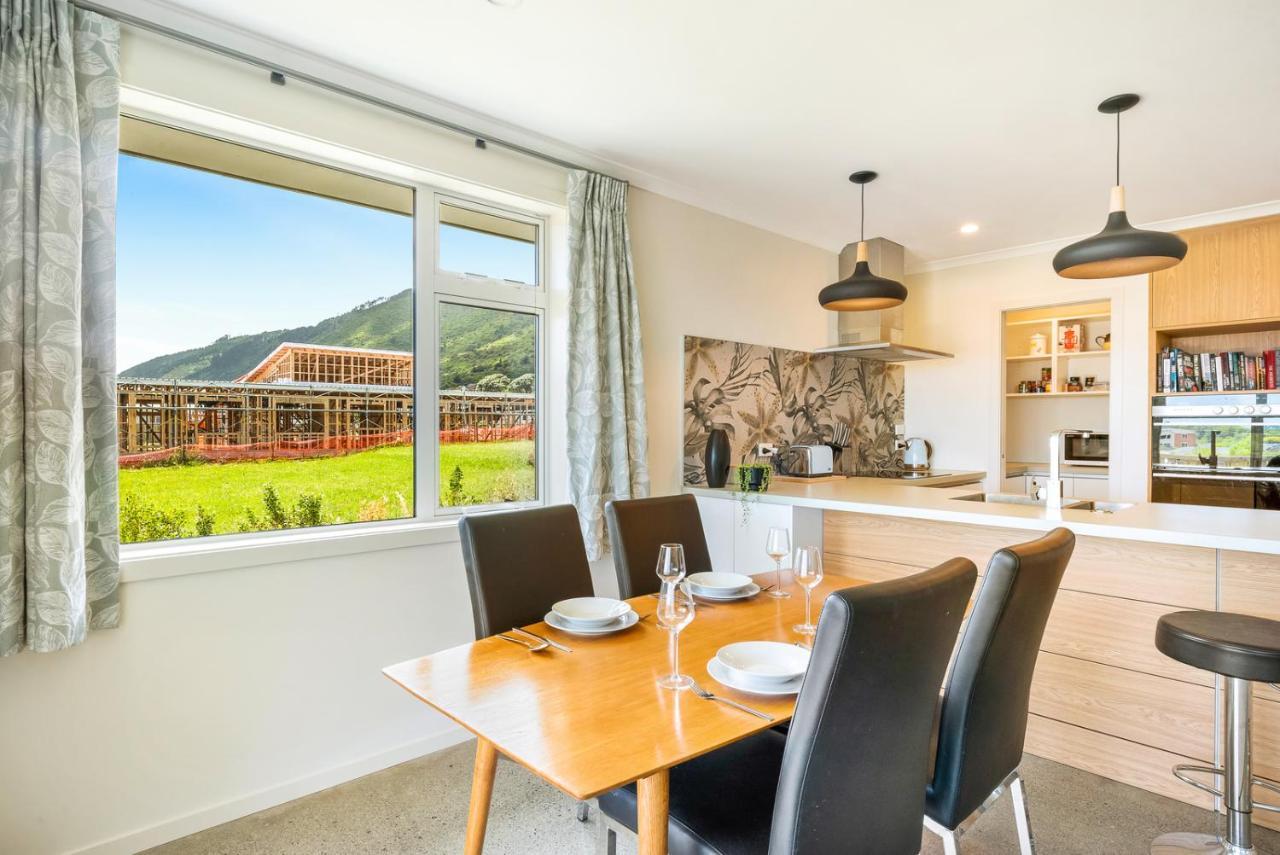 Matenga Townhouse - Waikanae Holiday Home Dış mekan fotoğraf