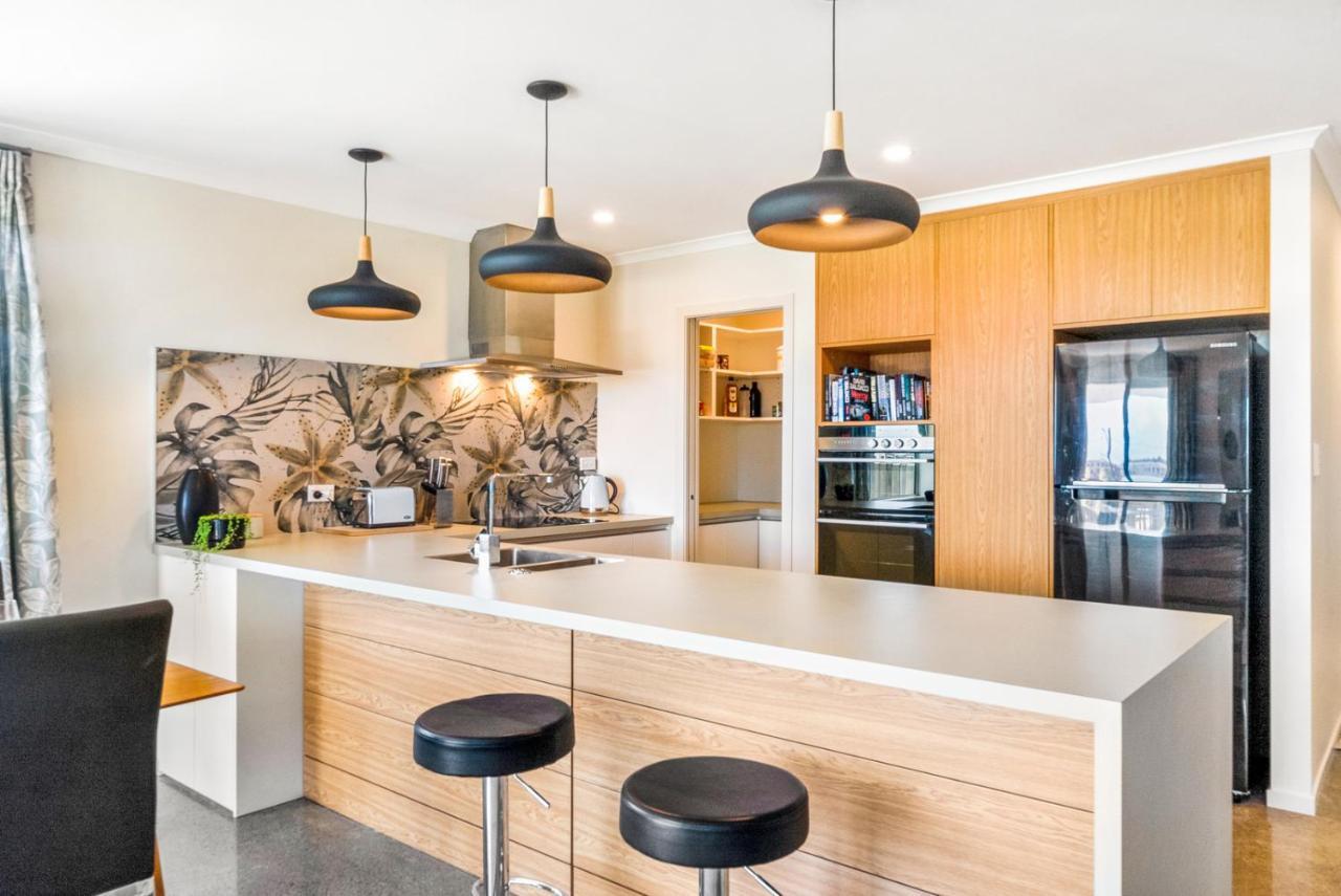 Matenga Townhouse - Waikanae Holiday Home Dış mekan fotoğraf
