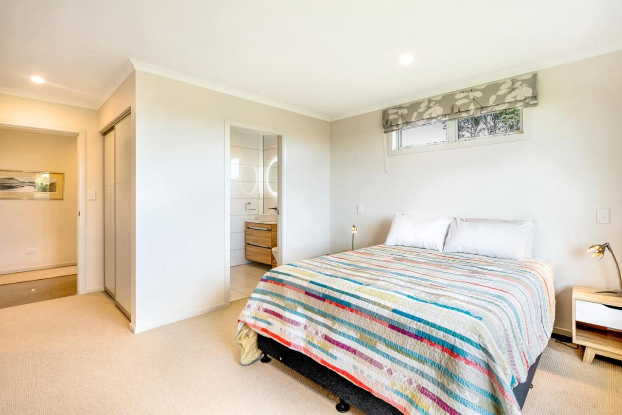 Matenga Townhouse - Waikanae Holiday Home Dış mekan fotoğraf